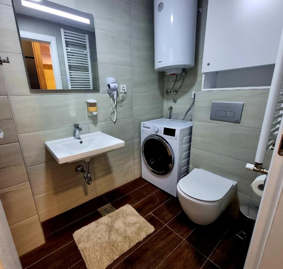 Exclusive & Modern Apartment Skopje Esterno foto