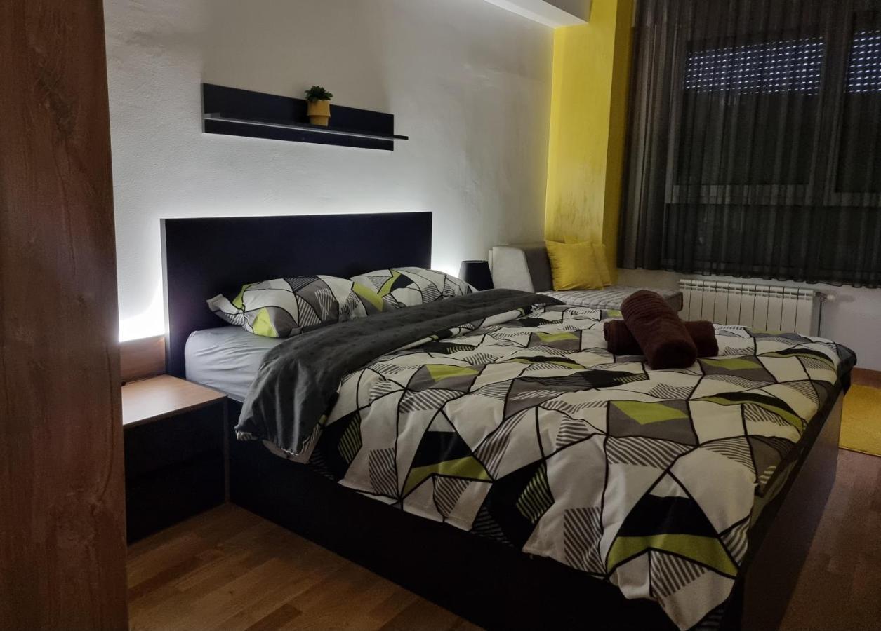 Exclusive & Modern Apartment Skopje Esterno foto